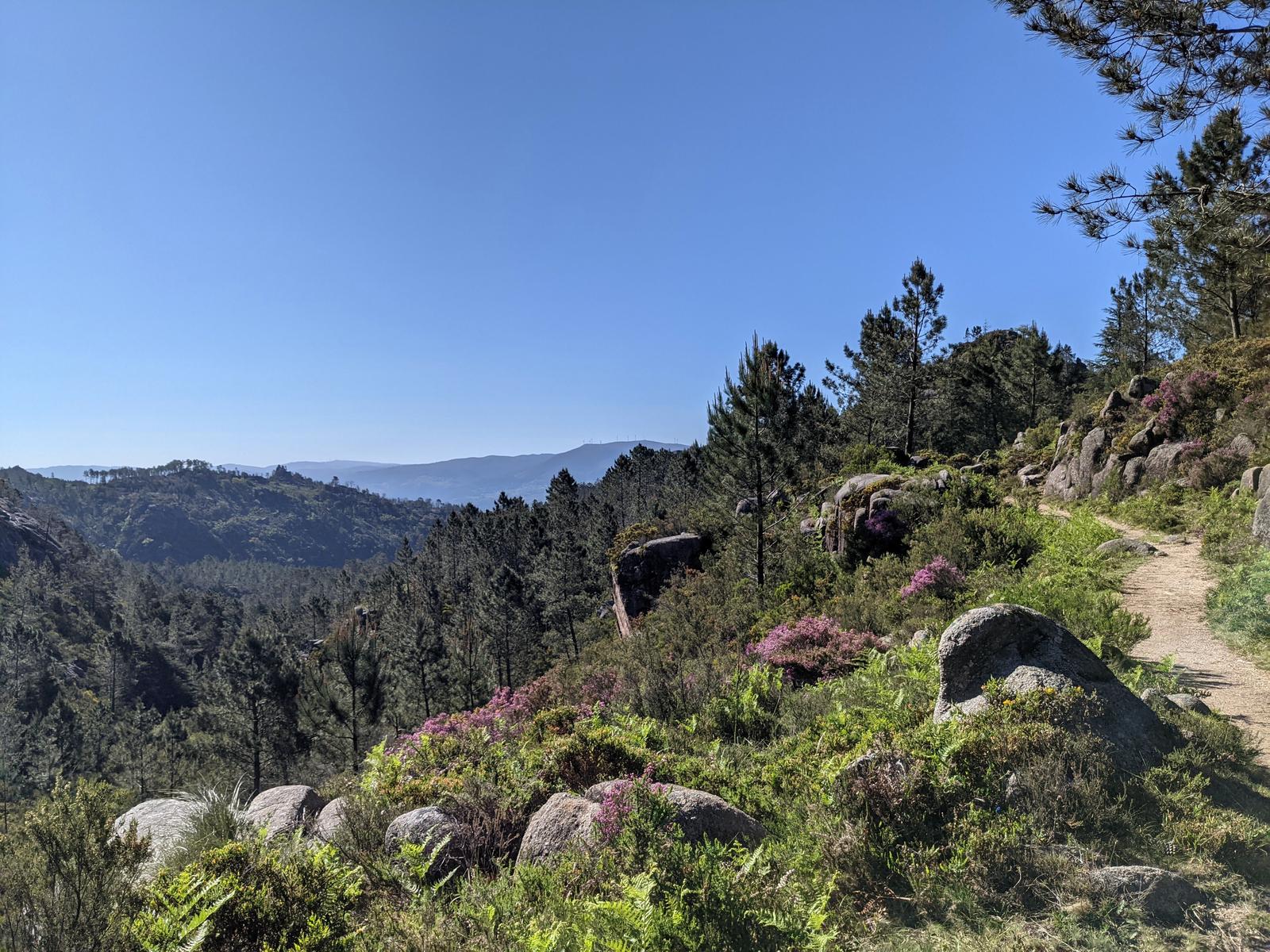 Pedra Bela Hike