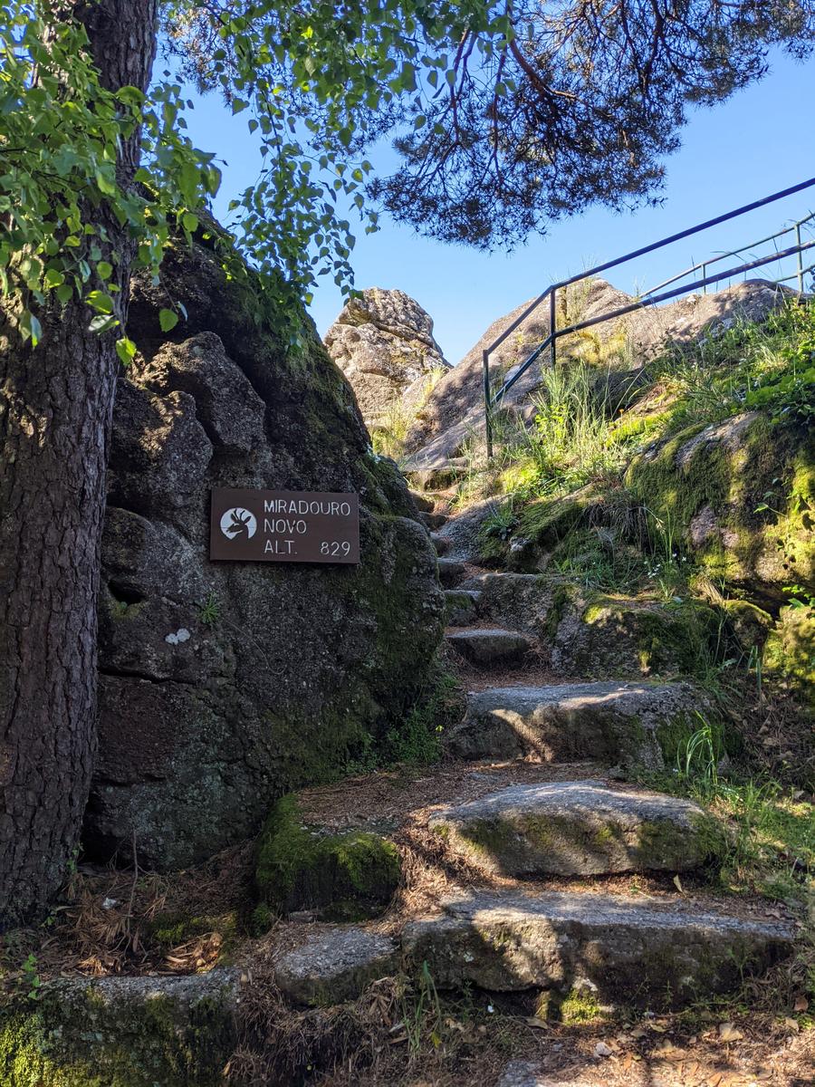 Pedra Bela Hike