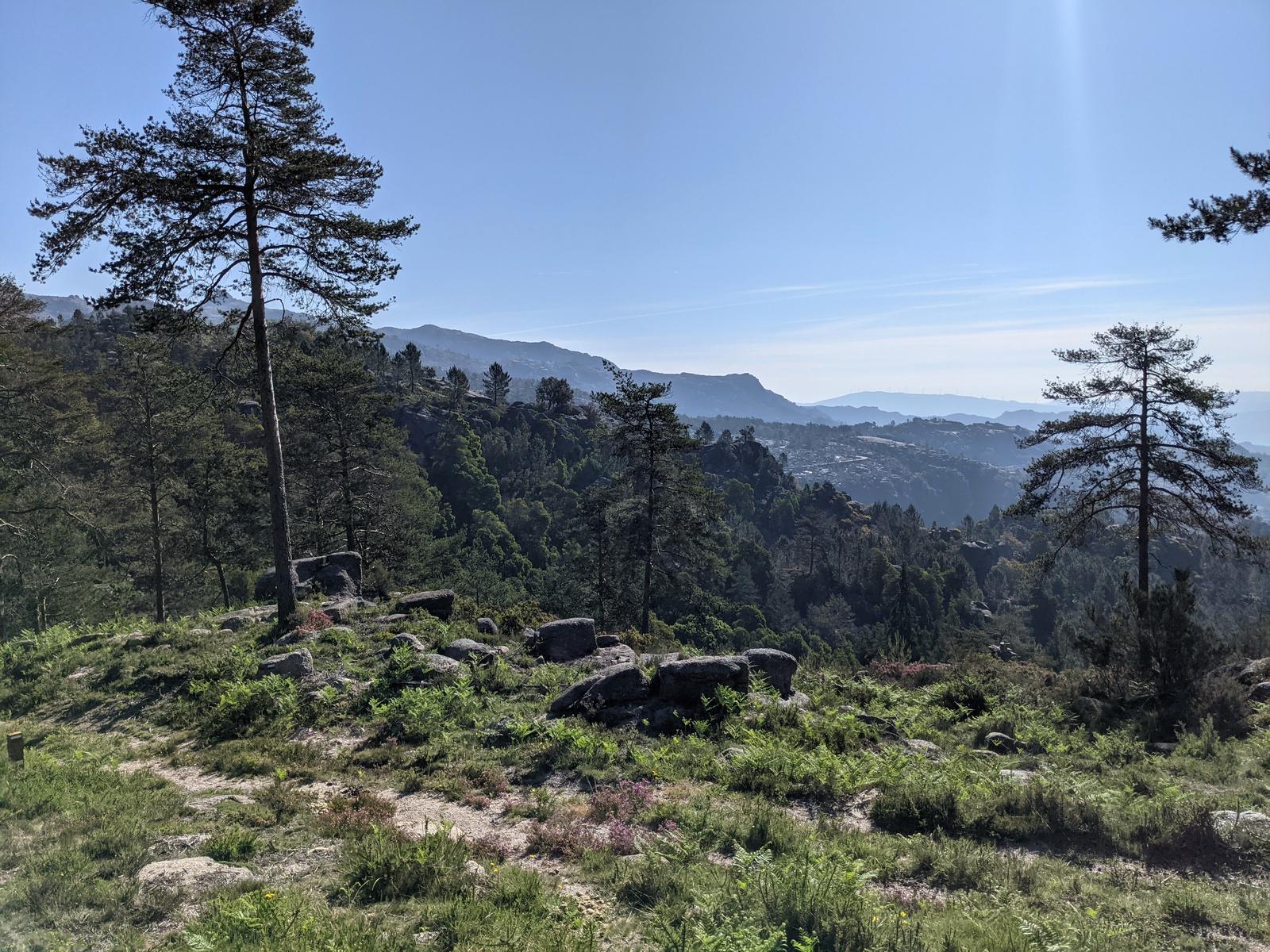 Cascata do Arado Hike