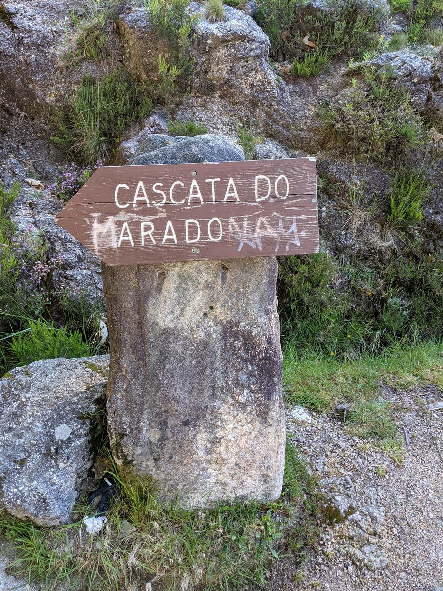 Cascata do Arado Hike